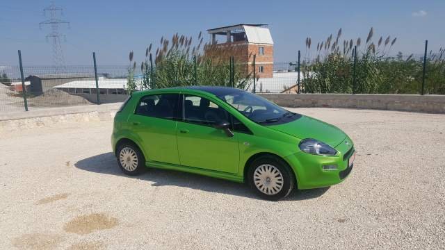 Fier, shitet makine Fiat Grande Punto 0,9 Twin Air EVO Viti 2013, 4.000 Euro