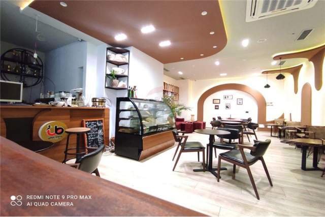 Tirane, jepet me qera ambjent biznesi Kati 0, 84 m² 1.260 Euro (Rr. e Kavajes)