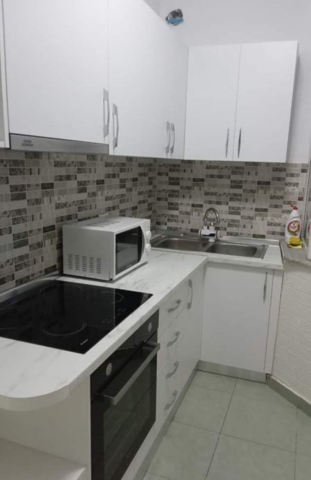 Tirane, jepet me qera apartament 2+1+BLK Kati 6, 80 m² 550 Euro (petro nini luarasi)