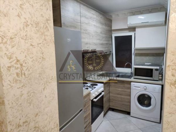 Tirane, jepet me qera apartament 2+1+BLK Kati 4, 75 m² 450 Euro (Myslym Shyri)