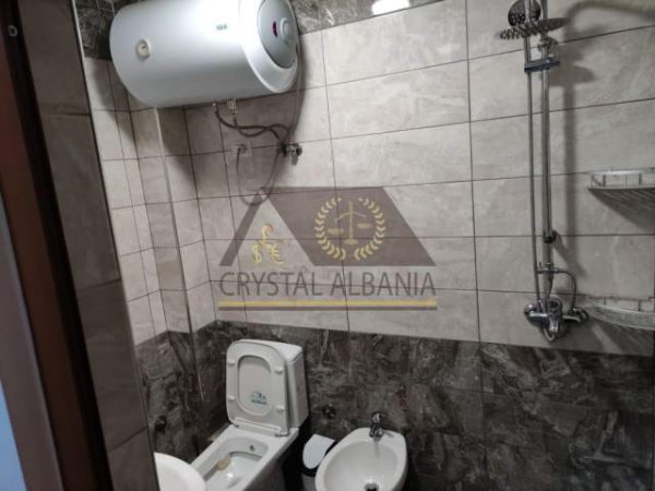Tirane, jepet me qera apartament 2+1+BLK Kati 4, 75 m² 450 Euro (Myslym Shyri)