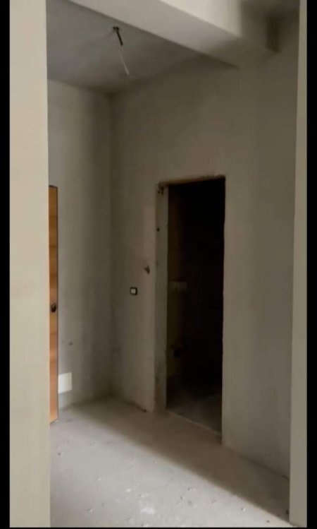 Tirane, shitet apartament 1+1+BLK Kati 3, 100 m² 250.000 Euro (kosovareve)