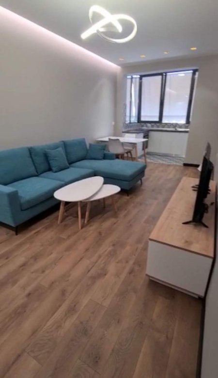 Tirane, jepet me qera apartament 1+1+BLK Kati 3, 65 m² 450 Euro (rruga Ndre Mjeda)