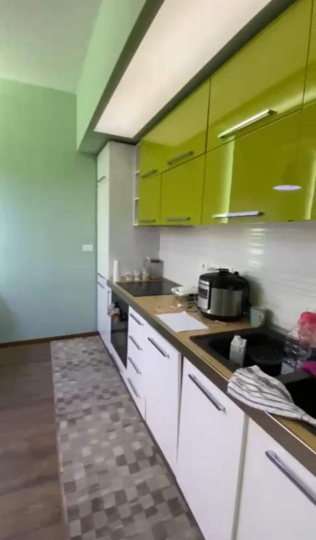 Tirane, jepet me qera apartament 2+1+BLK Kati 4, 88 m² 700 Euro (kika)