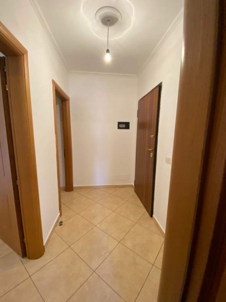 Tirane, shitet apartament 2+1+BLK Kati 8, 81 m² 69.000 Euro (Astir)