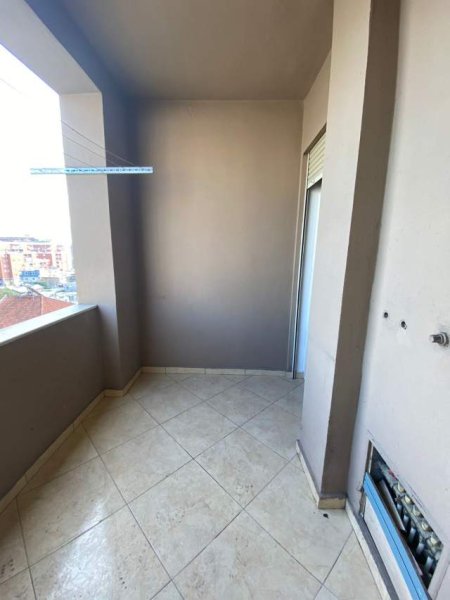 Tirane, shitet apartament 2+1+BLK Kati 8, 81 m² 69.000 Euro (Astir)