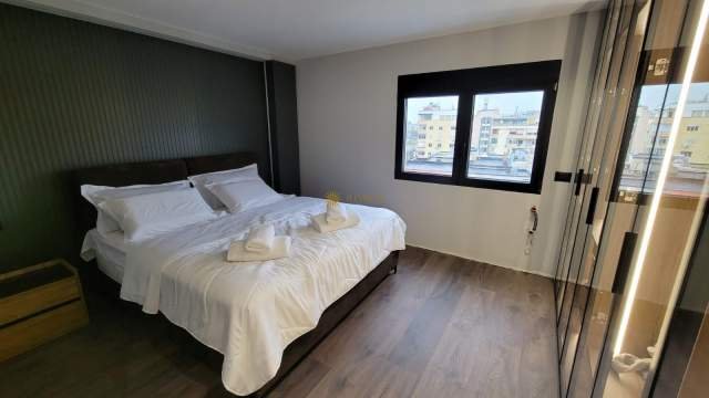 Tirane, shes apartament Kati 8, 136 m² 272.000 Euro (Sheshi Willson)