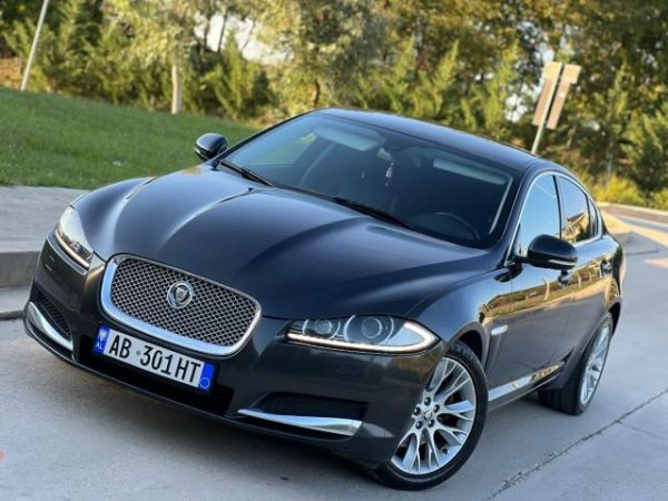 shes Jaguar JAGUAR XF - 2.2 NAFTE - AUTOMAT - 2013