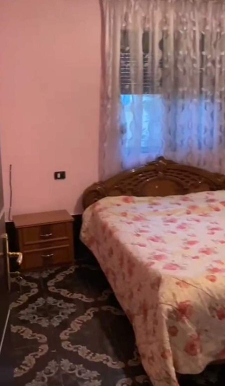 Tirane, jepet me qera apartament 2+1 Kati 1, 85 m² 30.000 Leke (SIRI KODRA)