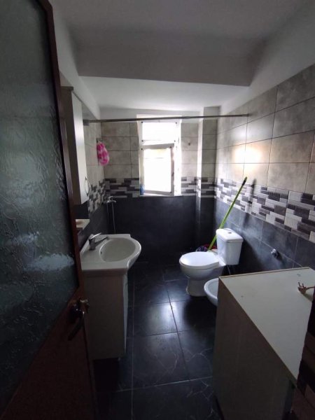 Tirane, shitet apartament 1+1 Kati 1, 55 m² 62.000 Euro (AGUSH GJERGJEVICA)