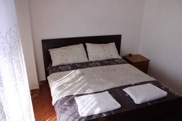 Tirane, jap me qera apartament 1+1+BLK Kati 4, 65 m² 29.000 Leke (Rruga gjon mili)