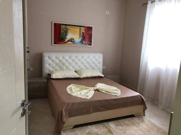 Tirane, jepet me qera apartament 1+1+BLK Kati 2, 300 Euro
