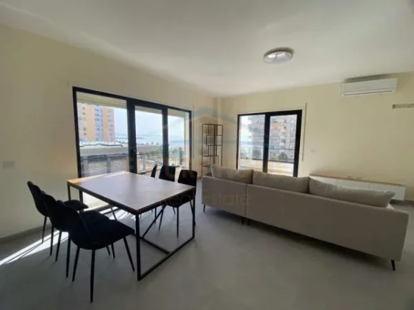 Durres, jepet me qera apartament 2+1+BLK Kati 8, 140 m² 900 Euro (Vollga)