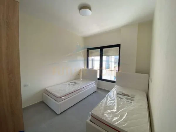 Durres, jepet me qera apartament 2+1+BLK Kati 8, 140 m² 900 Euro (Vollga)