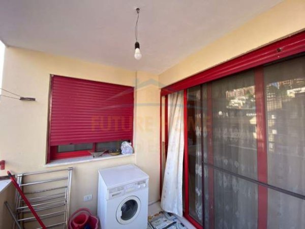 Durres, jepet me qera apartament 1+1 Kati 4, 80 m² 400 Euro (Vollga)