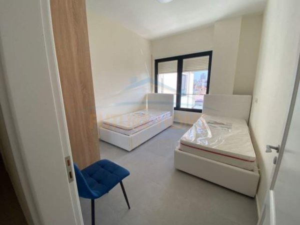 Durres, jepet me qera apartament 2+1+BLK Kati 4, 140 m²  (SHETITORJA TAULANTIA)