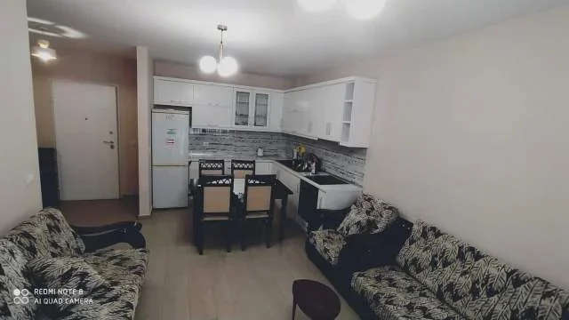 Tirane, jepet me qera apartament 2+1 Kati 3, 110 m² 500 Euro (Fior di Bosko)