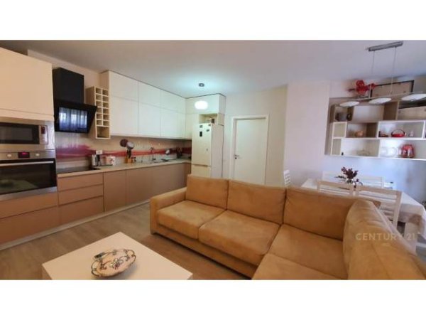Tirane, jepet me qera apartament 2+1+A Kati 5, 77 m² 550 Euro (21 Dhjetori)