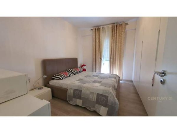 Tirane, jepet me qera apartament 2+1+A Kati 5, 77 m² 550 Euro (21 Dhjetori)