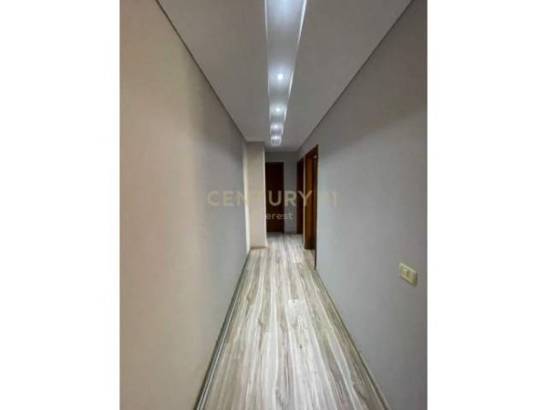 Tirane, jepet me qera apartament 2+1+BLK Kati 2, 107 m² 500 Euro (Kodra e Diellit)
