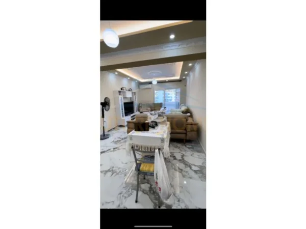 Durres, shitet apartament 2+1 Kati 3, 109 m² 175.000 € (Prane Gjykates, Durres)