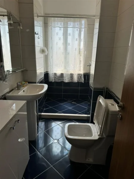 Tirane, shitet apartament 1+1 Kati 2, 71 m² 86.000 € (Fresk)