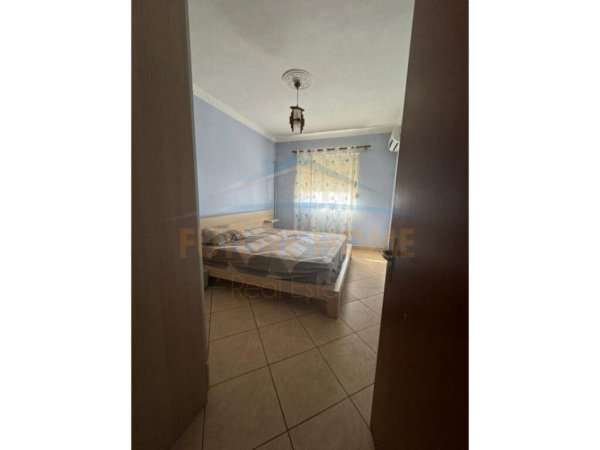 Durres, shitet apartament 2+1+Ballkon Kati 5, 82 m² 88.000 € (Plazh, Iliria)