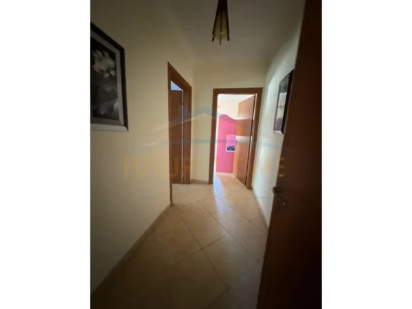 Durres, shitet apartament 2+1+Ballkon Kati 5, 82 m² 88.000 € (Plazh, Iliria)
