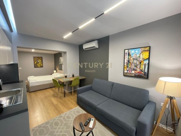 Tirane, jepet me qera apartament 1+1 Kati 1, 59 m² 800 € (rruga e kosovarve)