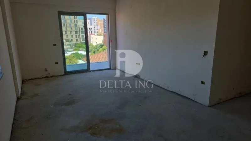 Tirane, shitet apartament 2+1+Aneks+Ballkon Kati 3, 110 m² 191.500 € (Ish Fusha e Aviacionit)
