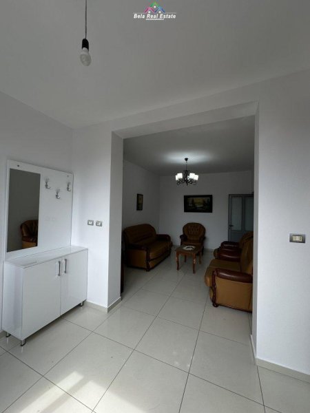 Tirane, jepet me qera apartament 2+1 Kati 5, 100 m² 550 € (Rruga e Elbasanit)