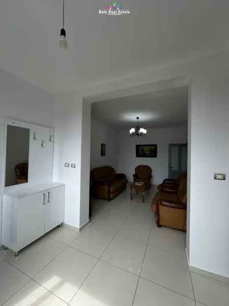 Tirane, jepet me qera apartament 2+1 Kati 5, 100 m² 550 € (Rruga e Elbasanit)