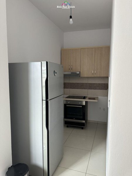 Tirane, jepet me qera apartament 2+1 Kati 5, 100 m² 550 € (Rruga e Elbasanit)