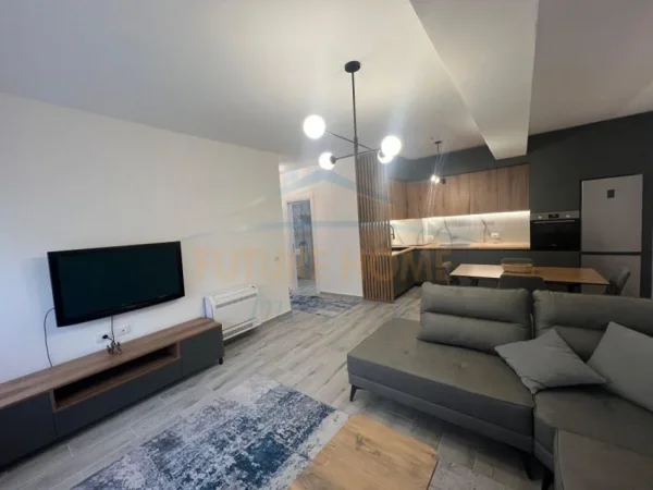 Tirane, jepet me qera apartament 2+1 Kati 3, 99 m² 600 € (KODRA E DIELLIT)