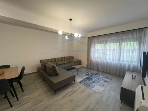 Tirane, jepet me qera apartament 2+1 Kati 3, 99 m² 600 € (KODRA E DIELLIT)