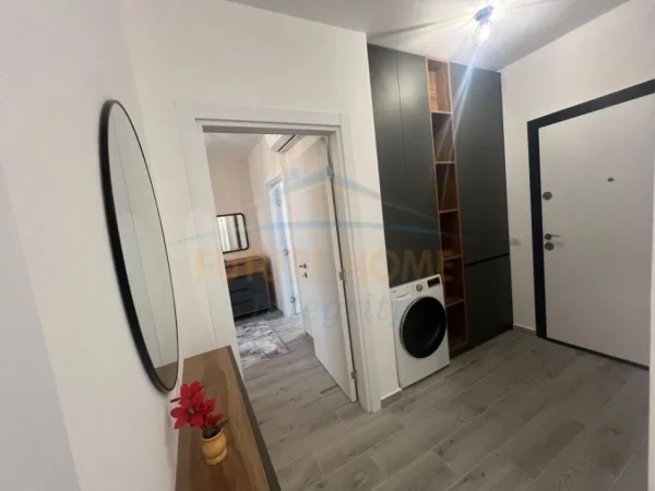 Tirane, jepet me qera apartament 2+1 Kati 3, 99 m² 600 € (KODRA E DIELLIT)