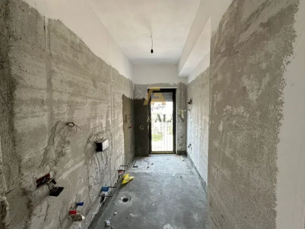 Tirane, shitet apartament 2+1 Kati 2, 100 m² 179.000 € (Kodra e Diellit 2)