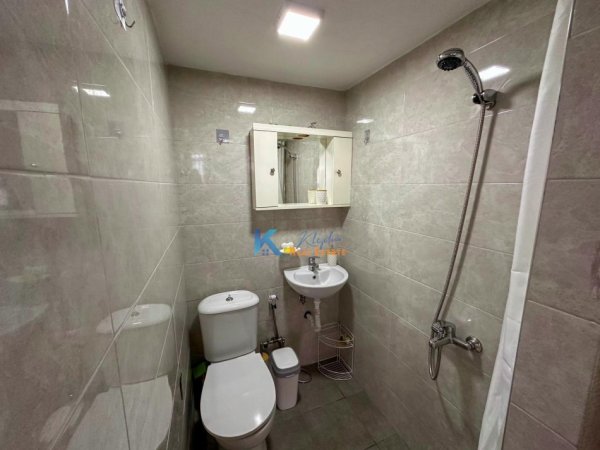Tirane, jap me qera apartament 1+1 Kati 1, 55 m² 400 € (selite)