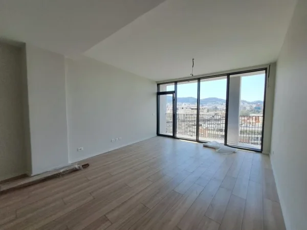 Tirane, jepet me qera apartament 1+1+Ballkon , 82 m² 700 € (LIQENI I TIRANES, RRUGA KOSOVAREVE)