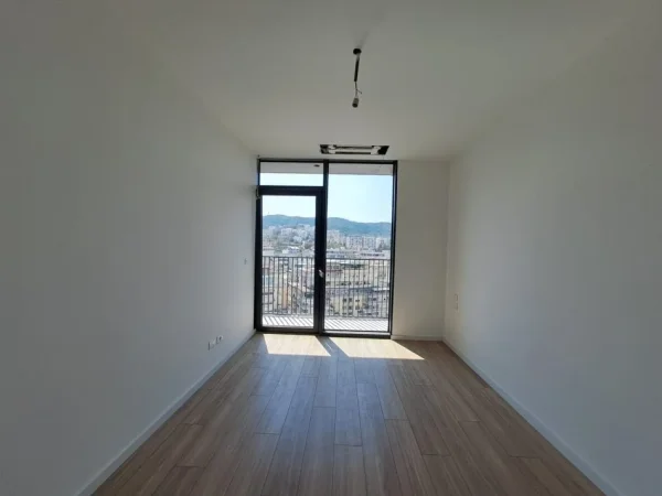 Tirane, jepet me qera apartament 2+1+Ballkon , 134 m² 1.100 € (LAKE VIEW RESIDENCE, LIQENI I TIRANES)
