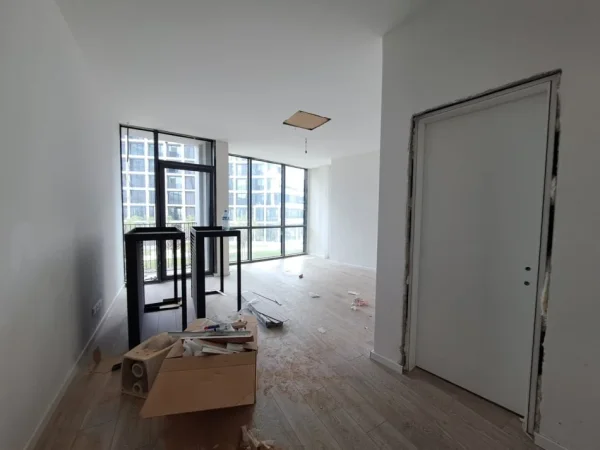 Tirane, jepet me qera zyre Kati 1, 53 m² 1.000 € (LAKE VIEW RESIDENCE, RRUGA KOSOVAREVE)