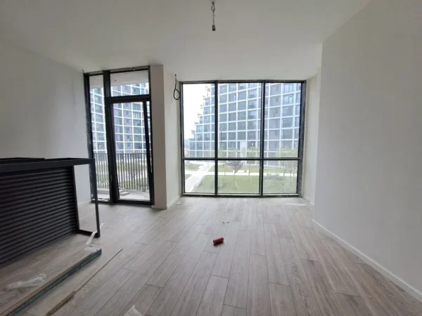 Tirane, jepet me qera zyre Kati 1, 53 m² 1.000 € (LAKE VIEW RESIDENCE, RRUGA KOSOVAREVE)