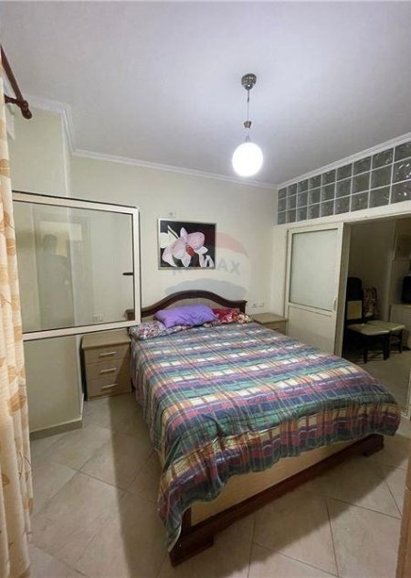 Tirane, jepet me qera apartament 2+1 Kati 2, 60 m² 500 € (ALI DEMI)