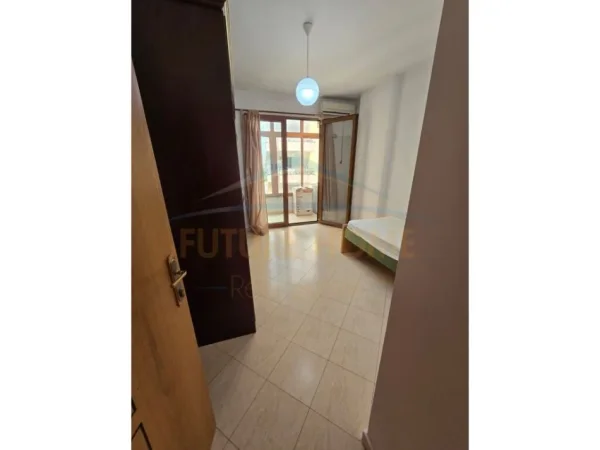 Tirane, shitet apartament 3+1 Kati 5, 126 m² 165.000 € (rruga Aleksandri i Madh)