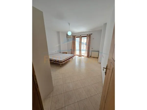 Tirane, shitet apartament 3+1 Kati 5, 126 m² 165.000 € (rruga Aleksandri i Madh)