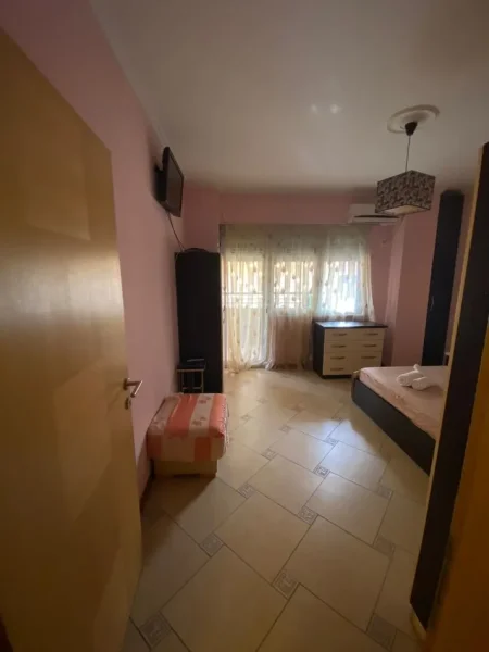 Tirane, jepet me qera apartament 2+1 Kati 3, 90 m² 650 € (Selvia)
