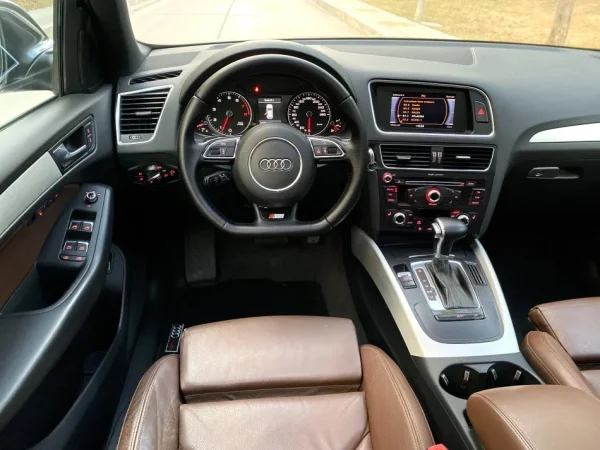 Tirane, shes makine Audi q5 S- Line 2014 Benzin, gri e erret automatik Klima 147.000 km 1 €