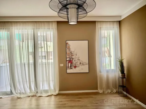 Tirane, shes apartament 2+1+Ballkon Kati 2, 105 m² 235.000 € (Frosina Plaku)