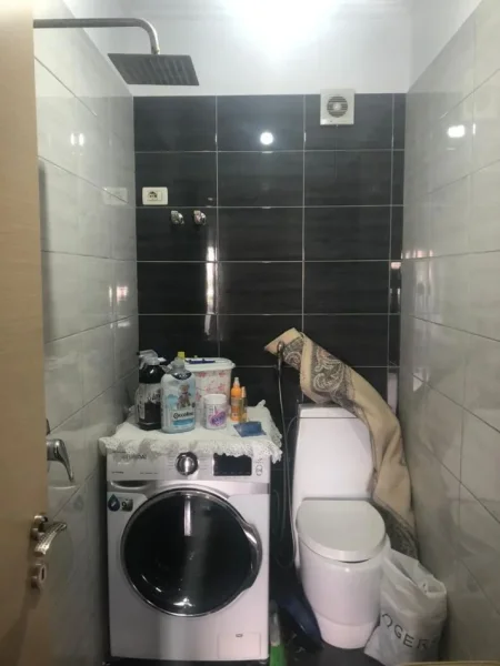 Tirane, jepet me qera apartament 3+1+Ballkon Kati 3, 124 m² 550 € (ASTIR)