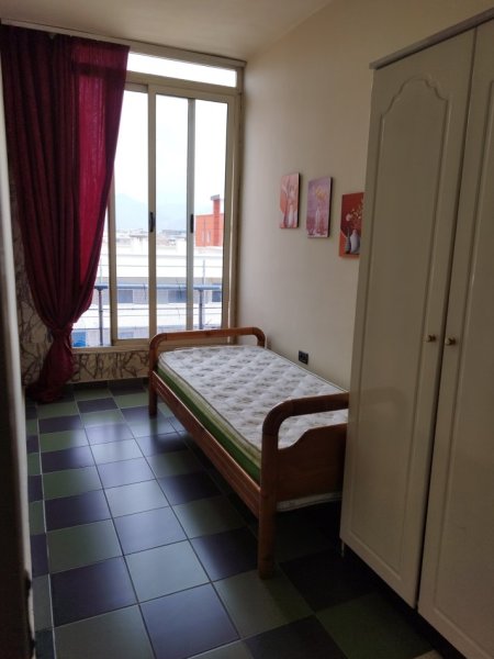 Tirane, jepet me qera apartament 2+1+Ballkon Kati 8, 75 m² 380 € (YZBERISHT)